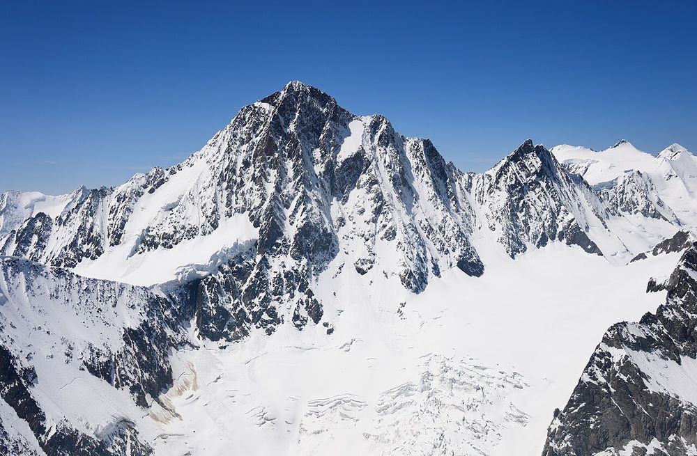 Finsteraargletscher SW in 2025.