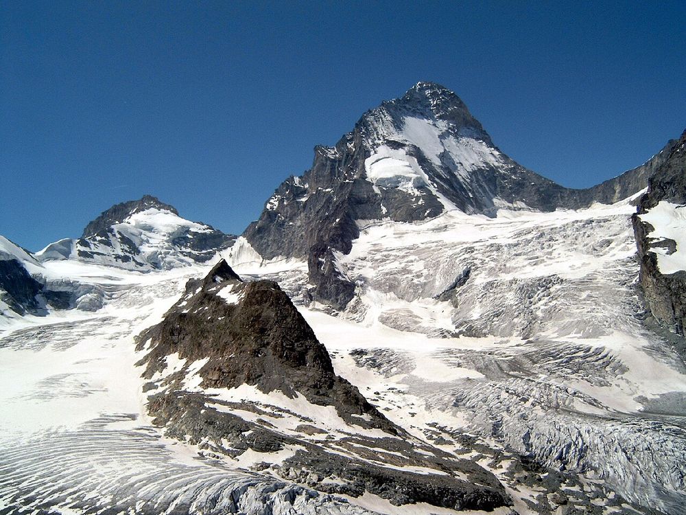Glacier de Zinal in 2004.