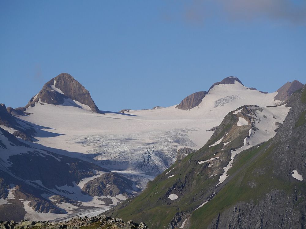 2013, from the Nufenen Pass.